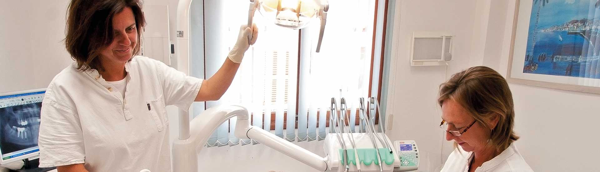 Ganzheitliche-Zahnpflege-Dr-Annette-McKenzie-Mallorca